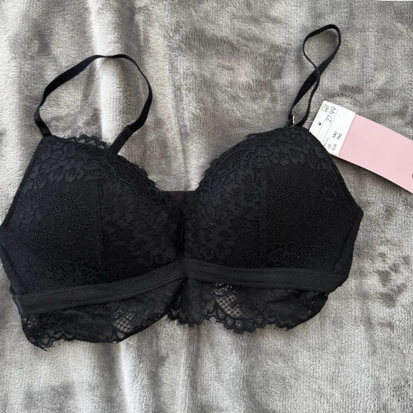 H&M Elegant Black Lace Push-Up Wireless Bralette 34C NWT - Picture 1 of 4